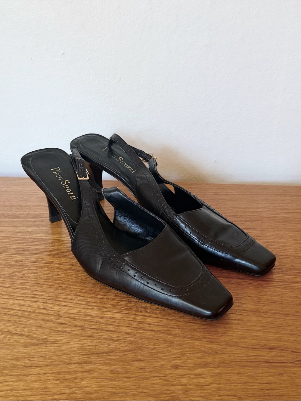 Vintage 90s Leather Pointed Slingback Heels